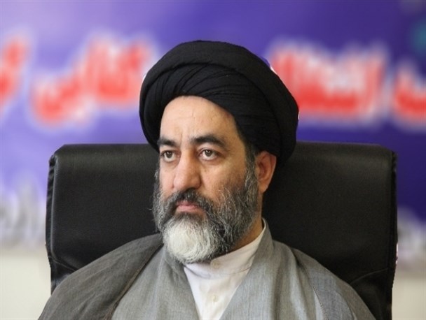 حضرت آیت الله! برای افکار امام ارزش قائل نیستید/ زمان مرگ سیاسی شما رسید/ امت، چک سفید امضاء به کسی نداده است
