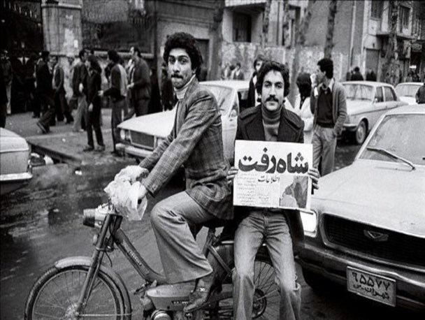 مسابقه عکس "من انقلابی ام" در آباده طشک