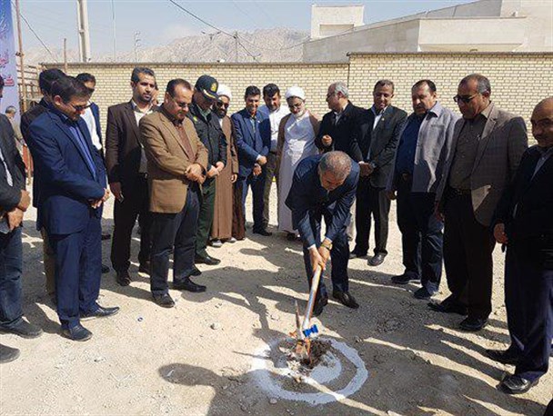 احداث نخستین کتابخانه خیر ساز در کنگان آغاز شد