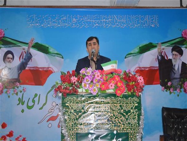 برگزاری جشن عبادت ۱۳۵۷ دختر دانش آموز فارسانی+ تصاویر