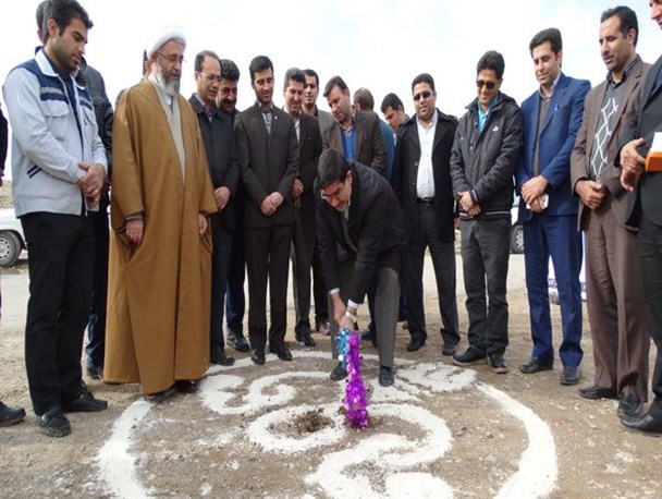 کلنگ زنی گاز رسانی به روستاهای تشکن و بخش شاهیوندچگنی +تصاویر