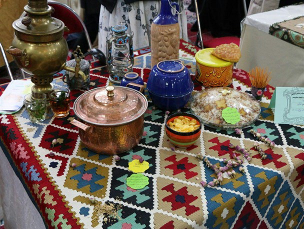 جشنواره سالانه غذا و صنایع دستی بانوان ماهدشت برگزار شد + تصاویر