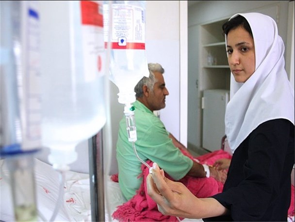 سفید پوشانی که با مهرورزی آرامش تزریق می کنند