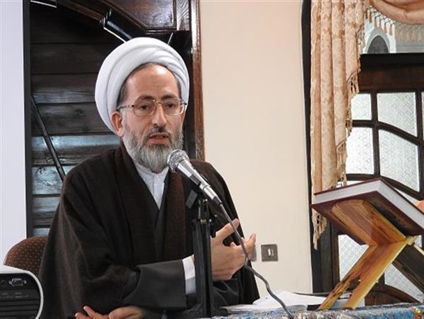 امام خمینی (ره) احیاگر نقش زن در عصر امروزی بود/زن همچون خورشید برای جامعه است