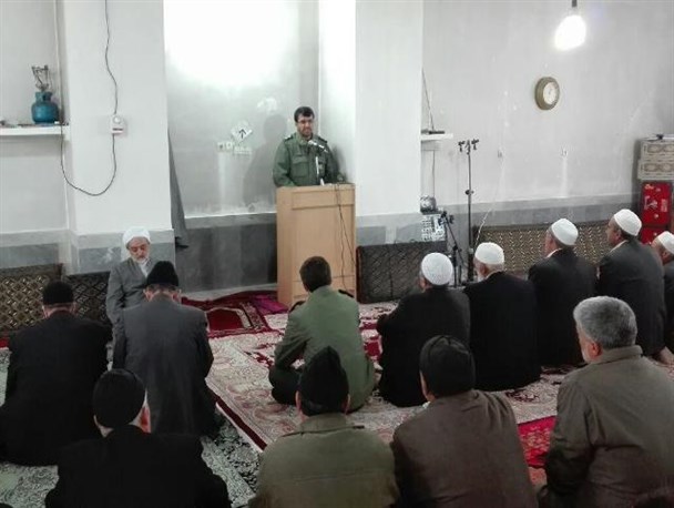 دیدار فرمانده سپاه کوثر با اهالی سنی نشین روستای هشین