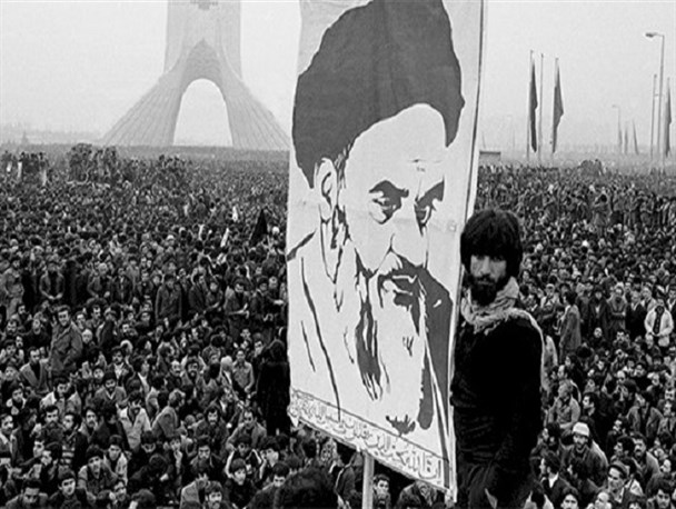 شاه ایران نوکر آمریکا، فاسد و سراسر نقطه ضعف بود