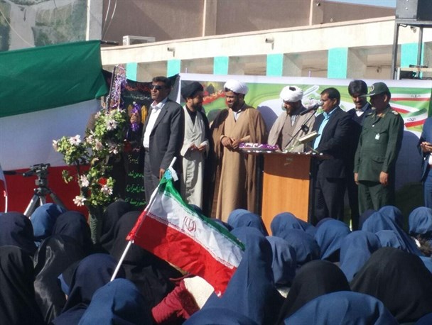 انقلاب اسلامی ایران نوری بود که تمام فتنه ها را در هم شکست/مردمی بودن این انقلاب راز ماندگاری آن است