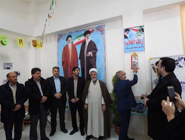 انقلاب اسلامی سرنوشت همه انسان های آزاده را تغییر داد/زنگ انقلاب در خدابنده نواخته شد+تصاویر