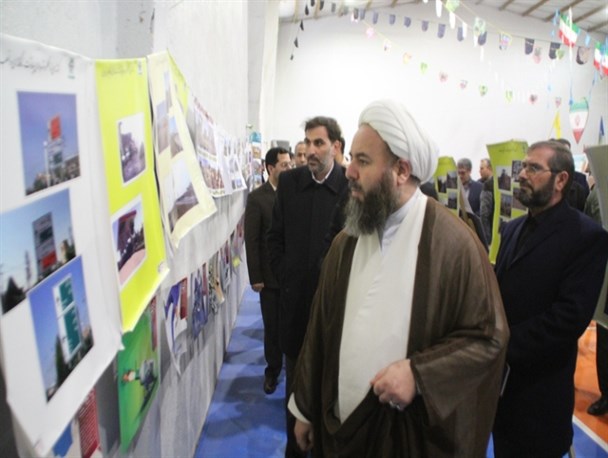 نمایشگاه دستاوردهای انقلاب اسلامی در پلدشت افتتاح شد+ تصاویر