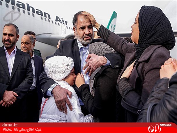 گزارش تصویری/بازگشت نوراحمد نیکبخت دیپلمات ربوده شده ایرانی در یمن