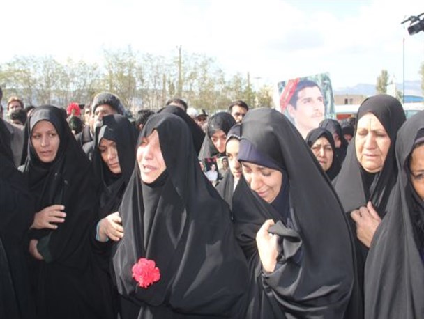 استقبال باشکوه مردم شهید پرورشهرستان سرپلذهاب از خانواده معظم شهید “محسن نبوی”