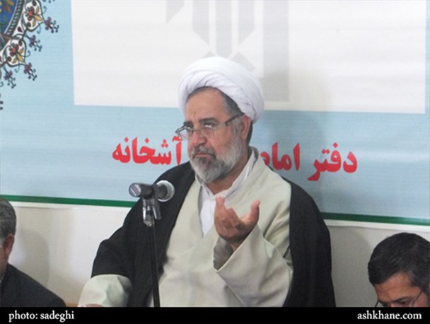 به یاد ارزش های انقلاب ،امام ،شهدا ومردم باشید/فرا جناحی و فراملی باشید