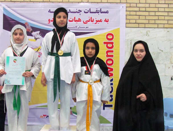 بانوی تکواندوکار بردسکنی مفتخر به کسب مدال طلا شد