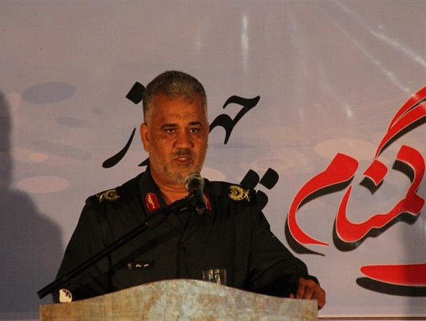 توهین به خانواده معظم شهدا چیزی جز نفوذ نیست/ برخی مسئولین از تاریخ عبرت نمی گیرند