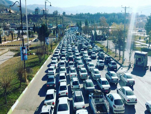 ترافیک بی تدبیری بر پل تاریخ گذشته یاسوج / پایتخت طبیعت ایران در آستانه عید نوروز قفل شد + تصاویر