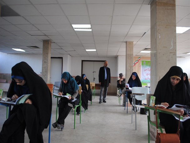 استقبال جوانان بهارستانی از آزمون سراسری قرآن و عترت