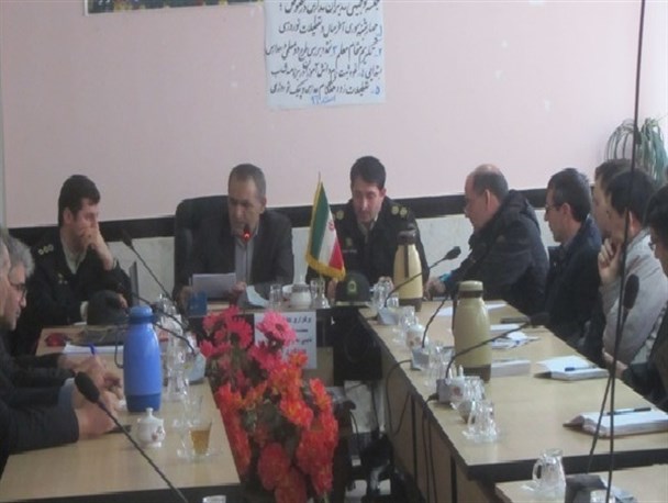 مدیران مدارس خطرات احتمالی چهارشنبه سوری آخر سال را به دانش آموزان گوشزد کنند