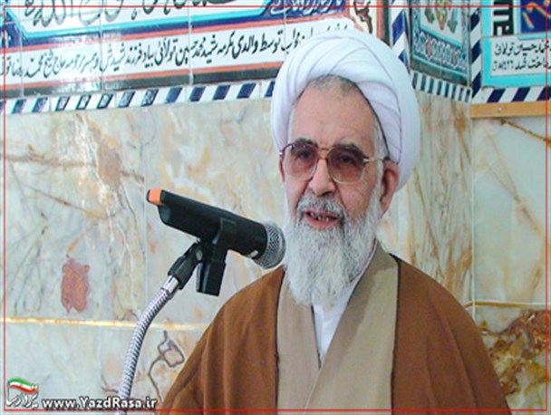 همراهان امام(ره) که امروز به آرمان های وی پشت کرده اند خود متضرر می شوند