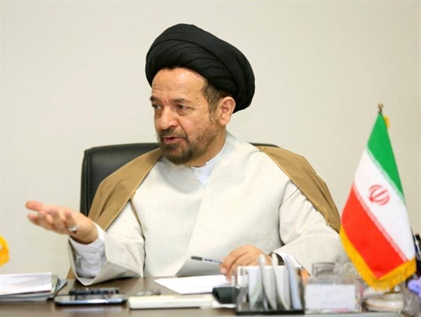 خوی اشرافی‌گری برخی مسئولان مانع عمل به اقتصاد مقاومتی است
