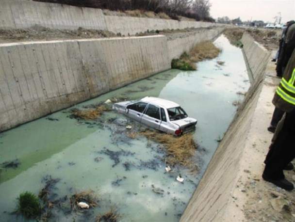 مرگ خانواده ۴ نفره مازندرانی بر اثر سقوط پراید در کانال آب