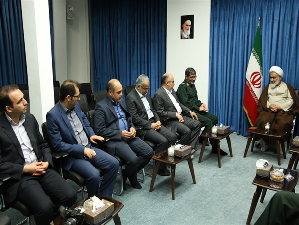 سوءمدیریت عامل اصلی از دست رفتن فرصت‌های شغلی است/ حل مشکلات مردم همت بیشتری می‌طلبد