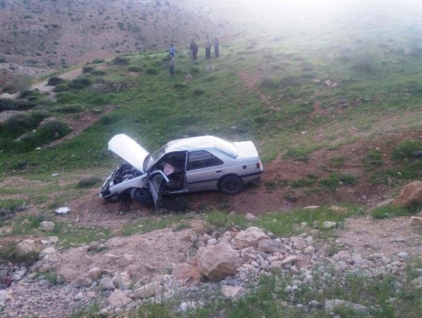 وضعیت نامناسب جاده روستای زرجه بستان/ سانحه رانندگی در این جاده دو کشته بر جای گذاشت