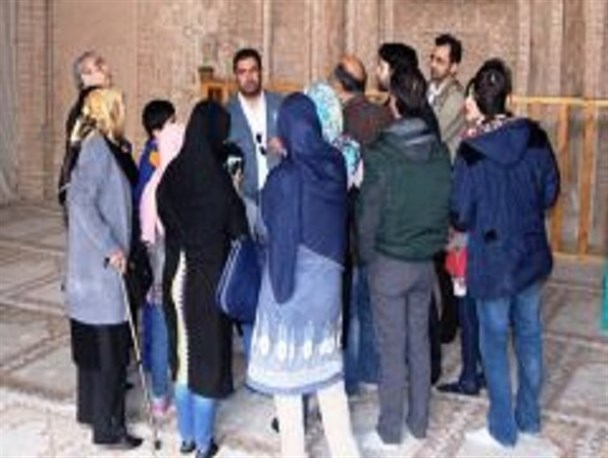 اسکان ۲۰ هزار نفر مسافران نوروزی در اردستان