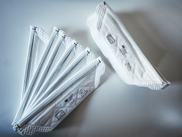 دولت‌های اروپایی برای راهزنی از یکدیگر رقابت می‌کنند/ اتحادیه اروپا یا اتحادیه دزدان اقلام بهداشتی؟