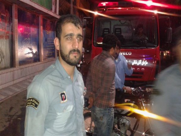 تصاویر حادثه آتش سوزی کفش ملی اندیمشک