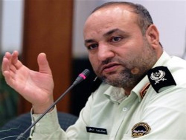 پلیس در حال رصد شبکه های اجتماعی است/ شایعه سازان در شبکه های اجتماعی،دستگیر خواهند شد