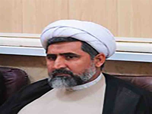 حفظ منزلت معلم به گسترش علم و دانش کمک می کند/احترام و جایگاه و منزلت معلم در جامعه اسلامی باید حفظ شود