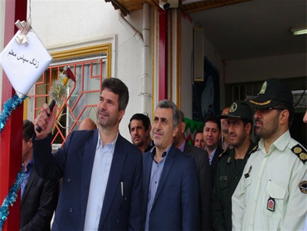 زنگ سپاس معلم در مدارس شهرستان رضوانشهر نواخته شد