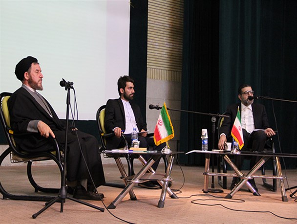مناظره خرازی و میرتاج الدینی در دانشگاه ارومیه به روایت دوربین