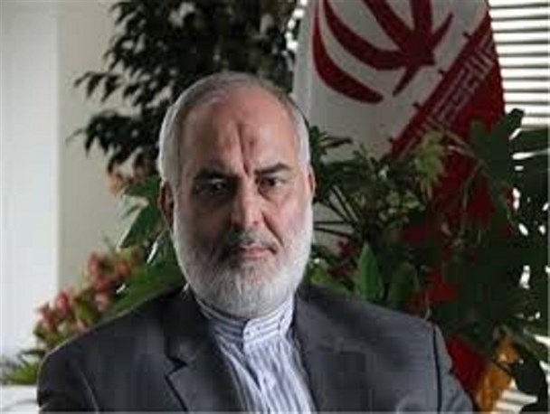 معاون وزیر صنعت و معدن وارد زاهدان شد