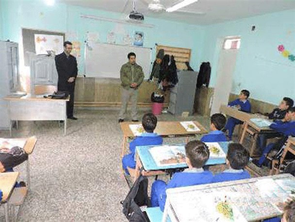 آموزش زیست محیطی در مدارس رودبار
