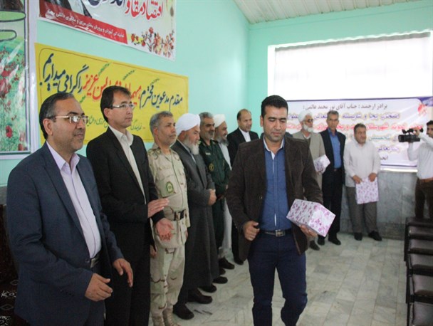 تجلیل از معلمان بخش مرزی داشلی برون گنبدکاووس