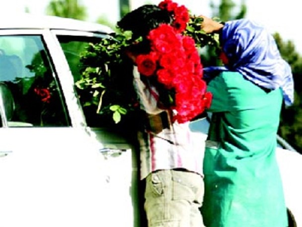 فشار اقتصادی موجب تشدید آسیب های اجتماعی می شوند