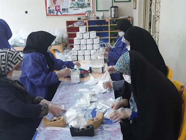 بانوان طلبه ازنایی در میدان خدمت و جهاد+عکس