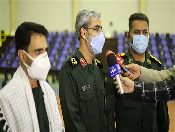 توزیع پنج هزار بسته معیشتی بین کارگران+فیلم