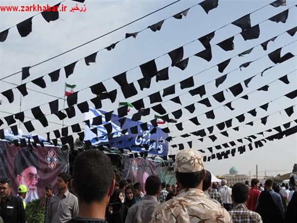بیش از ۱۱۰۰نفر از زرندیه به مرقد امام (ره) رفتند