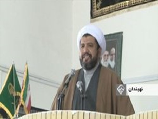 امام خمینی (ره) ابهت استکبار را شکست