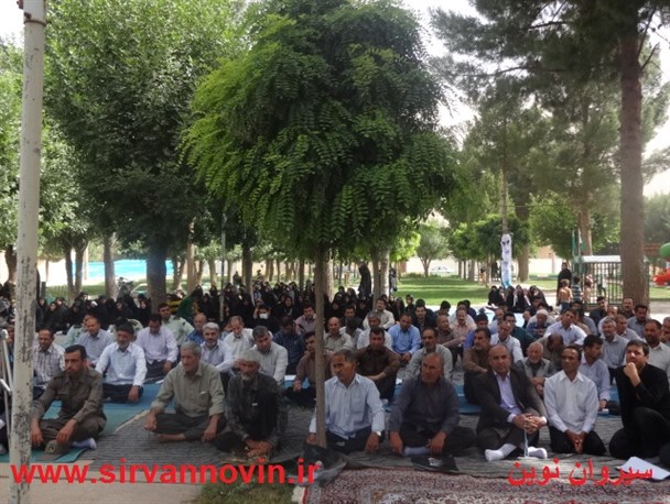 مراسم گرامیداشت سالگرد ارتحال امام خمینی (ره) در شهرستان سیروان برگزار شد + تصویر