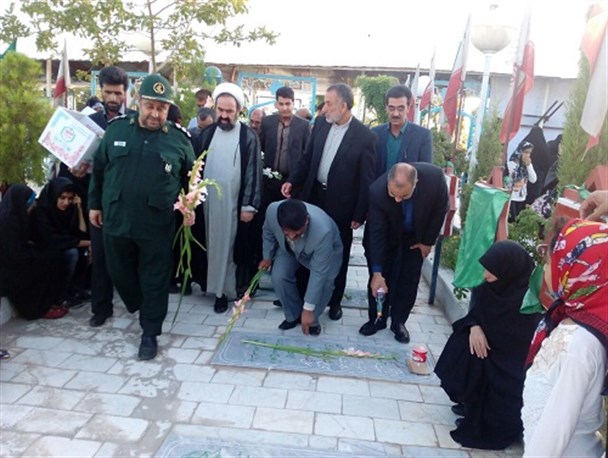 آیین غبارروبی مزار شهدا در زاهدان