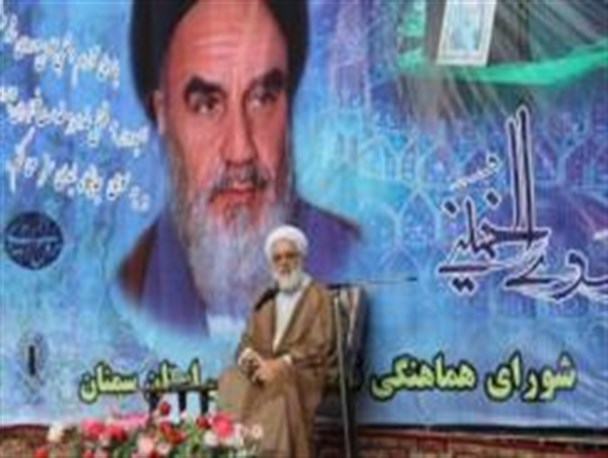 آرمان های امام خمینی (ره)در سراسر جهان اسلام گسترش یافته است/امام خمینی(ره) پرچمداراسلام ناب محمدی(ص) در جهان است