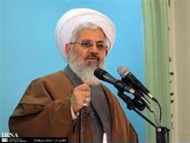 15 خرداد مبدا جنبش مردم ایران است+مقام معظم رهبری در خط مستقیم امام خمینی (ره) حرکت می کنند