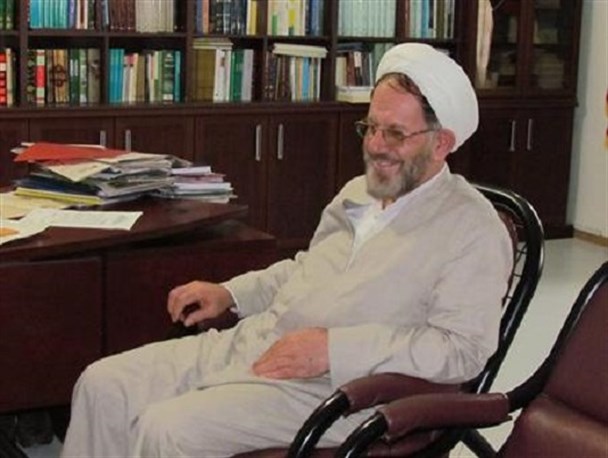 امام توانمندی ملت را هیچگاه در مقابل دشمن کوچک جلوه نداد / رفتار سنجیده امام ۱۵ خرداد را رقم زد