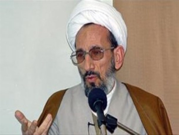 ایستادگی در برابر قدرت های استکباری ، شاخصه مهم خط امام (ره) است