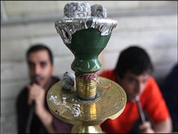 قلیان، همنشین جوانان بیکار الیگودرز/ میادین تنها مکان تفریحی برای خانوادها