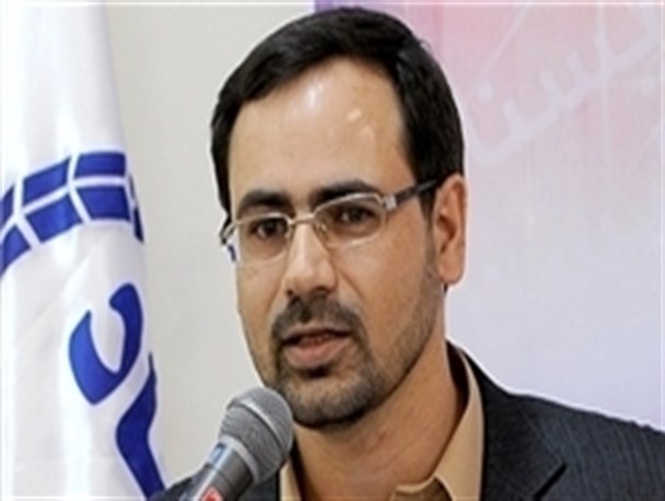 اشکال عمده در حوزه فرهنگ، گرفتار شدن در چنبره سیاست است