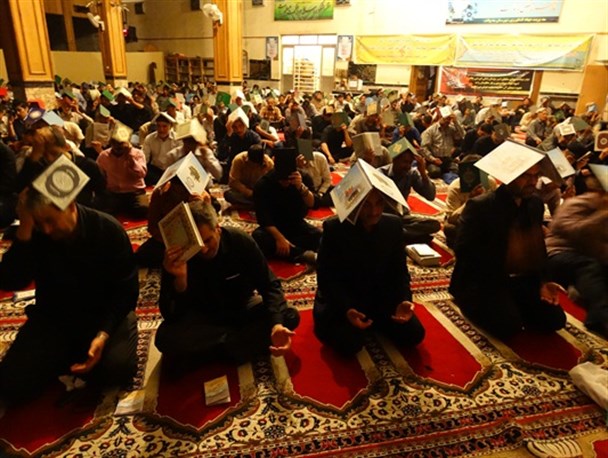 احیا اولین شب از لیالی قدر  برگزار شد+ تصاویر